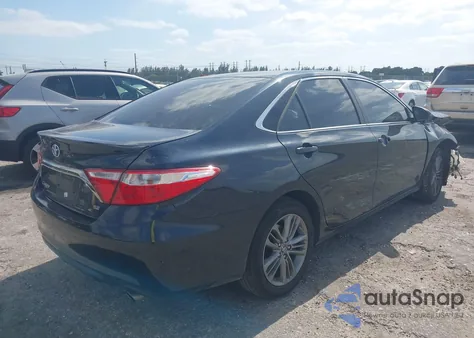 2017 Toyota Camry Se z USA, uszkodzony, nr VIN 4T1BF1FK1HU383470
